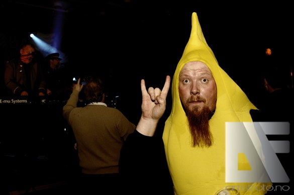 Banana Airlines Dark Season 2010 v2