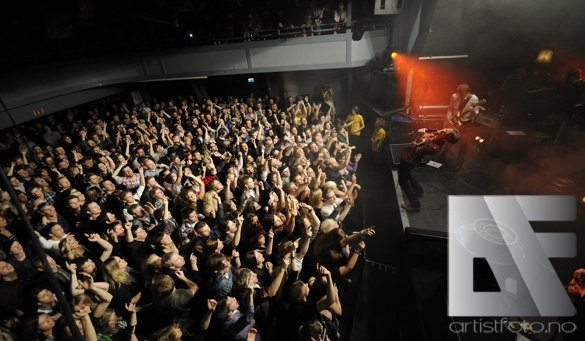 Kaizers Orchestra Folken v13