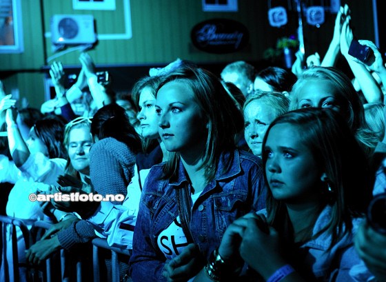 D.D.E.©Copyright.Artistfoto.no-001