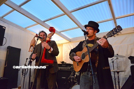 Hawkey and Hoe_2013_©Copyright.Artistfoto.no-001