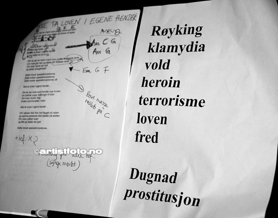 Opplysningsrock_2012_©Copyright.Artistfoto.no-013