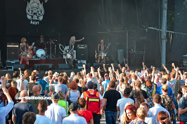 Black Debbath på Canal Street, Arendal 2019. Foto: Stine Hommelsgård