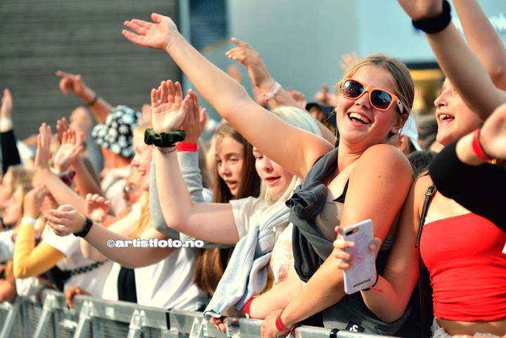 Julie Bergan på Skalldyrfestivalen, Mandal 2019. Foto: Svein Erik Nomeland