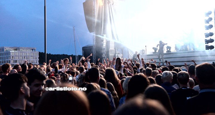 Julie Bergan på Skalldyrfestivalen, Mandal 2019. Foto: Svein Erik Nomeland