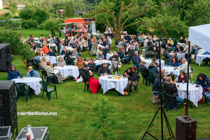 Morten Abel på Skåland Gjestegård , Moi. Foto: Svein Erik Nomeland