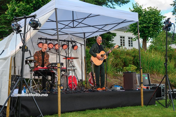 Morten Abel på Skåland Gjestegård , Moi. Foto: Svein Erik Nomeland