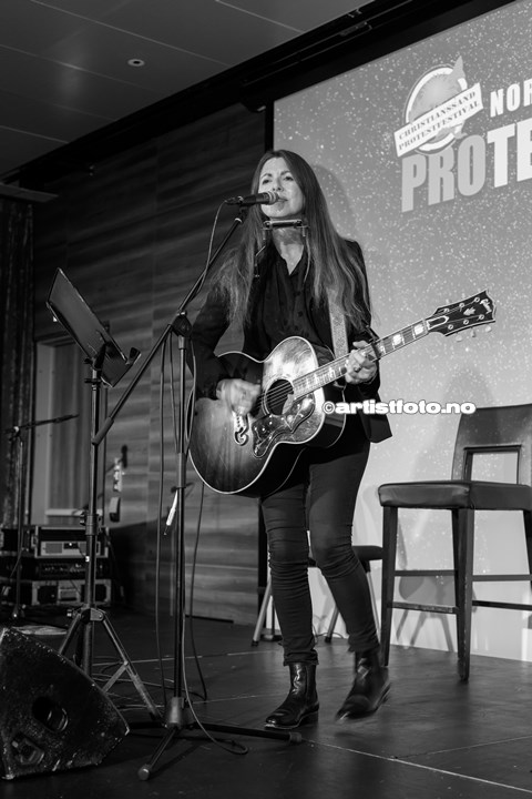 Claudia Scott på Protestfestivalen 2020 , Kristiansand. Foto: Svein Erik Nomeland