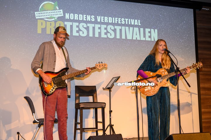 Kari Kleiv på Protestfestivalen 2020 , Kristiansand. Foto: Svein Erik Nomeland