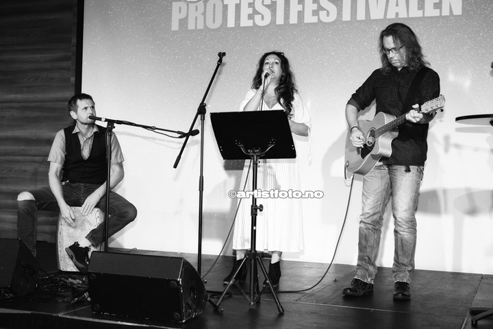 Kira J på Protestfestivalen 2020 , Kristiansand. Foto: Svein Erik Nomeland