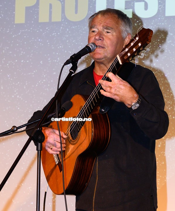 Lars Klevstrand på Protestfestivalen 2020 , Kristiansand. Foto: Svein Erik Nomeland