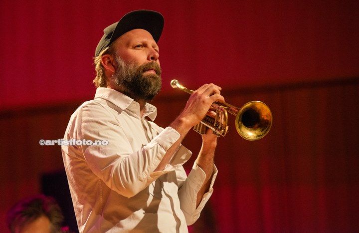 Herborg Kråkevik konsert i Kilden, Mathias Eick. Foto: Svein Erik Nomeland