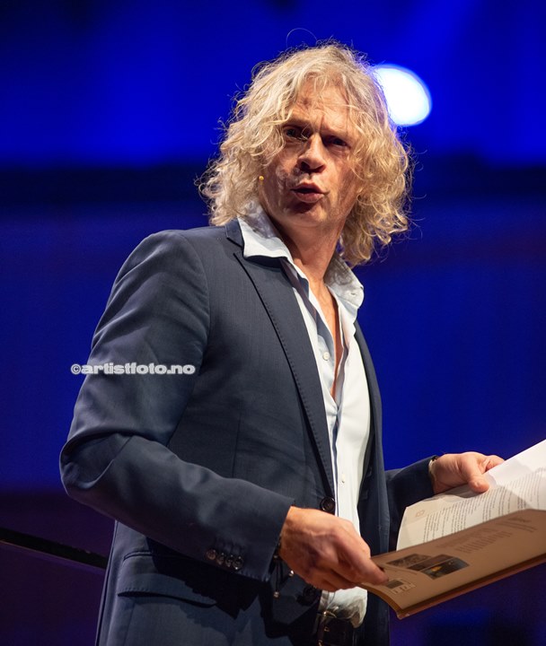Herborg Kråkevik konsert i Kilden, Vetle Lid Larssen. Foto: Svein Erik Nomeland