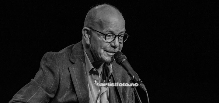 To rustne herrer, med Jonas Fjeld og Ole Paus, hadde konsert i Kilden i Kristiansand. Foto: Svein Erik Nomeland