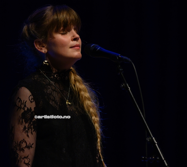 Gunnhild Sundli, i Gåte, Kilden. Foto: Svein Erik Nomeland