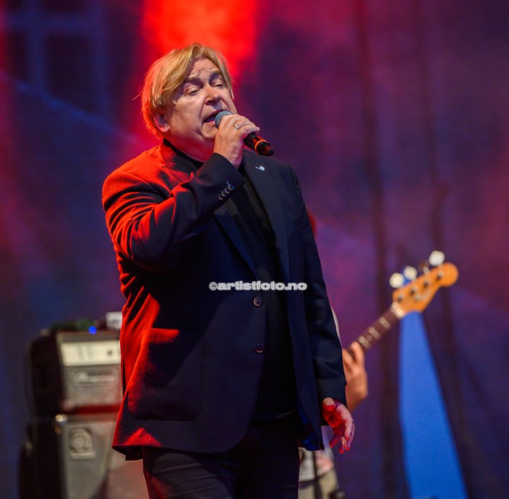 Jørn Hoel på Øvre Torv i Kristiansand. Foto: Svein Erik Nomeland