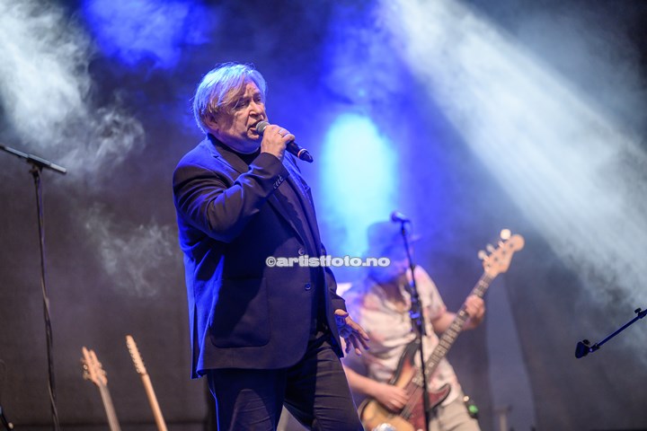 Jørn Hoel på Øvre Torv i Kristiansand. Foto: Svein Erik Nomeland