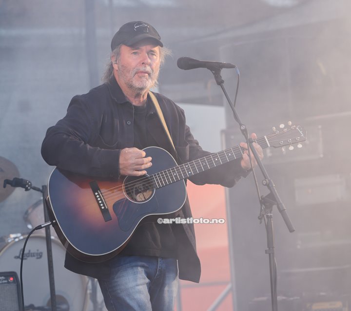 Henning Kvitnes på Skalldyrfestivalen i Mandal. Foto: Marie Launes