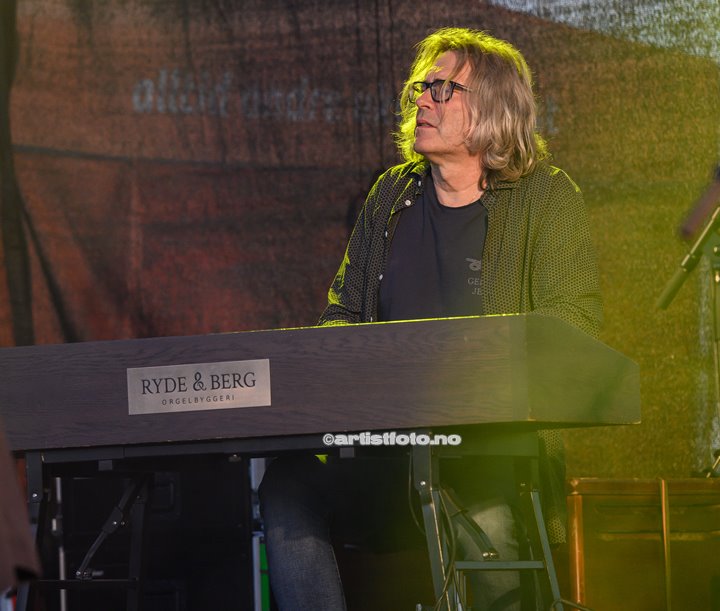 Henning Kvitnes på Skalldyrfestivalen i Mandal. Foto: Marie Launes