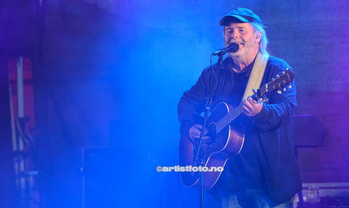 Henning Kvitnes på Skalldyrfestivalen i Mandal. Foto: Marie Launes