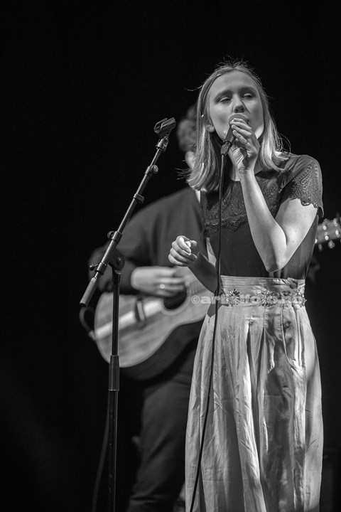 Vokalist Ingunn Graedler Listuen og Havsus på Teateret i Kristiansand