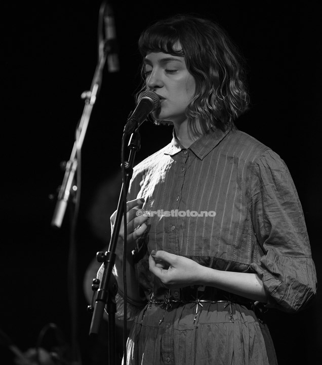 Vokalist Marta Elise Bøshaugen og Havsus på Teateret i Kristiansand