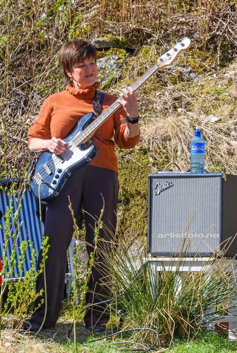 SydVest´n Trekkspillklubb på Holum Historielags 100 års feiring av Knuden.