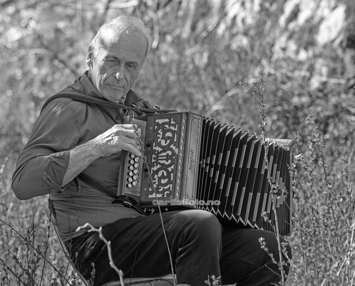 SydVest´n Trekkspillklubb på Holum Historielags 100 års feiring av Knuden.
