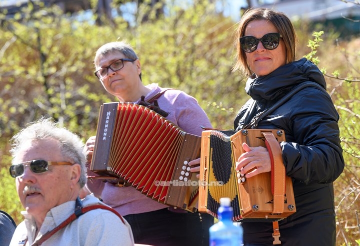 TrekkspSydVest´n Trekkspillklubb på Holum Historielags 100 års feiring av Knuden. illklubben SydVest´n på Holum Historielags 100 års feiring av Knuden.