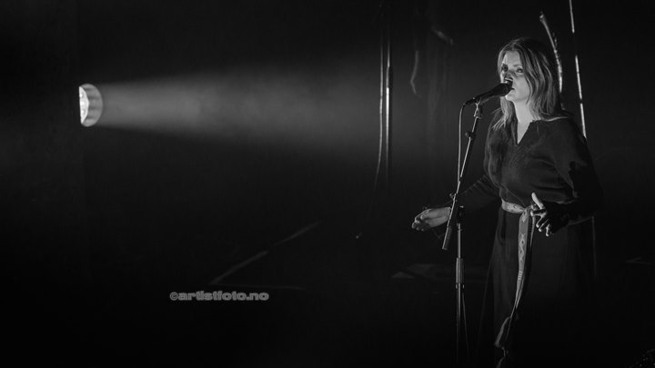 Lindy-Fay Hella, Wardruna, i Kilden Kristiansand. Foto: Svein Erik Nomeland