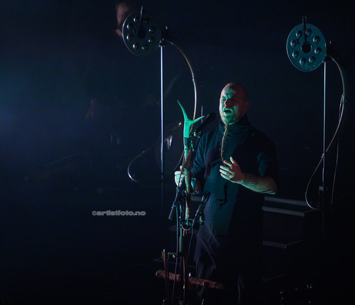 Einar Selvik, Wardruna, i Kilden Kristiansand. Foto: Svein Erik Nomeland