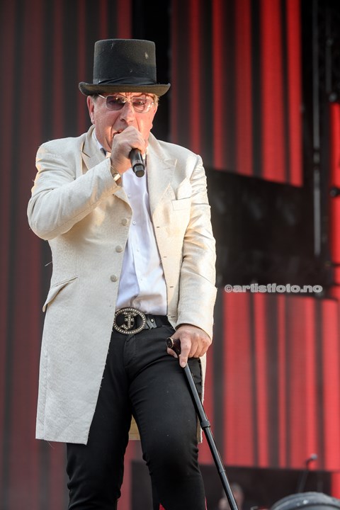 Froddi & Compagniet på Viking Stadion. Foto: Svein Erik Nomeland