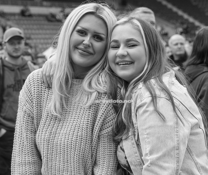 Froddi & Compagniet på Viking Stadion. Foto: Svein Erik Nomeland