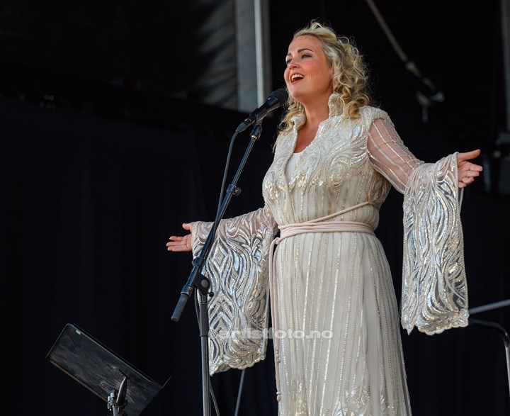 Helene Bøksle på Bystranda i Kristiansand. Foto: Svein Erik Nomeland