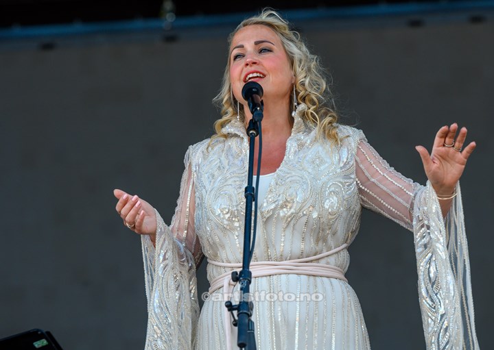 Helene Bøksle på Bystranda i Kristiansand. Foto: Svein Erik Nomeland