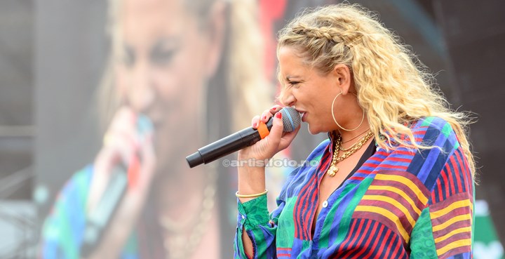 Izabell på Viking Stadion. Foto: Svein Erik Nomeland