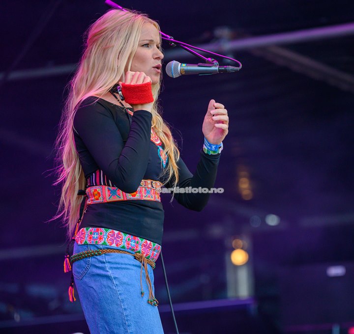 Sol Heilo på Canal Street, Arendal. Foto: Svein Erik Nomeland