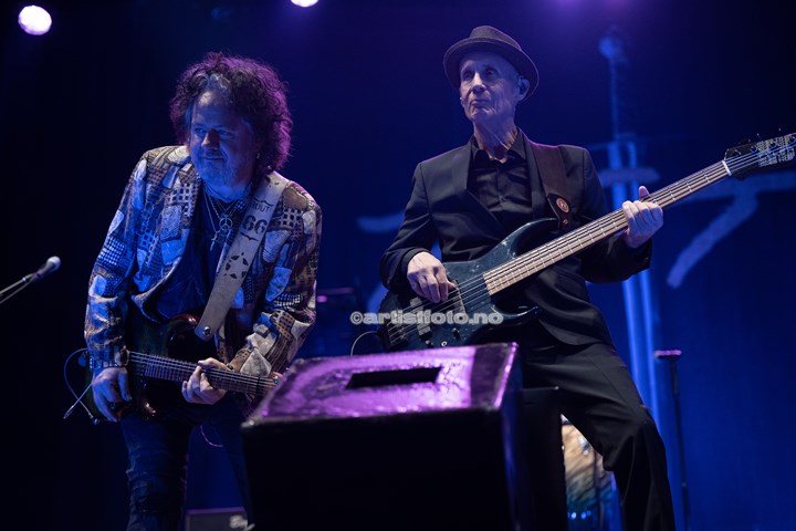 Fra venstre: Steve Lukather og John Pierce, Toto, Vulkan Open Air, Oslo. Foto: Svein Erik Nomeland