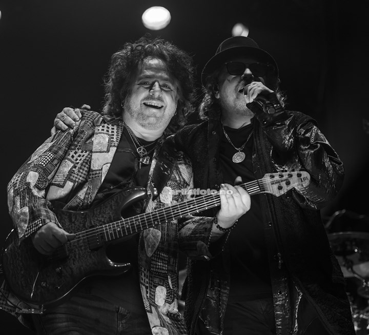 Fra venstre: Steve Lukather og Joseph Williams, Toto, Vulkan Open Air, Oslo. Foto: Svein Erik Nomeland
