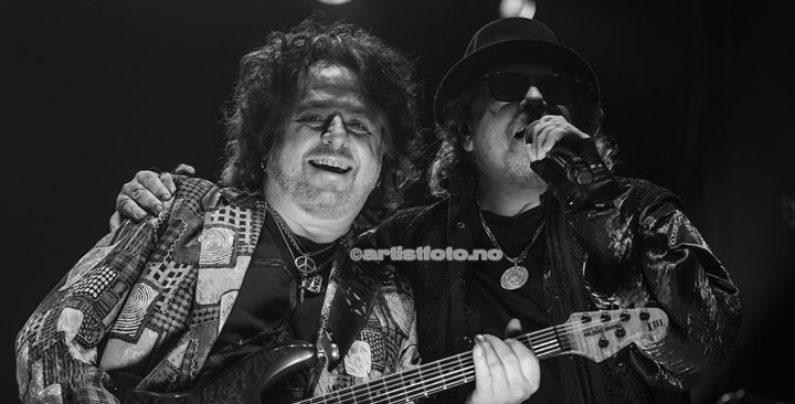 Fra venstre: Steve Lukather og Joseph Williams, Toto, Vulkan Open Air, Oslo. Foto: Svein Erik Nomeland