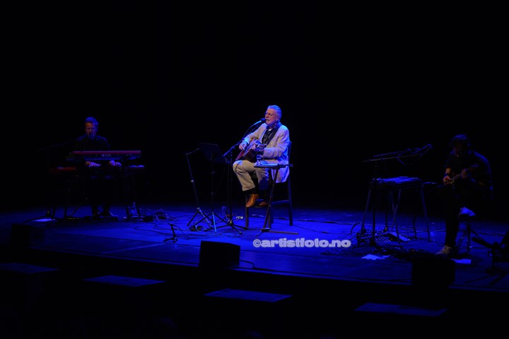 Mikael Wiehe på Teateret, Kristiansand. Foto: Svein Erik Nomeland