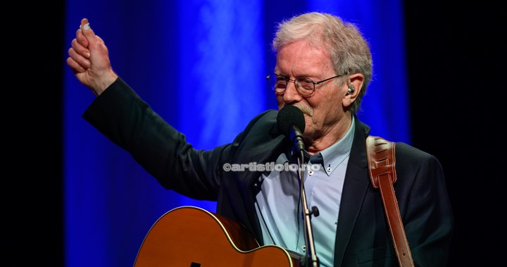 Ingrid Bjørnov og Øystein Sunde i Sandnes Kulturhus. Foto: Svein Erik Nomeland