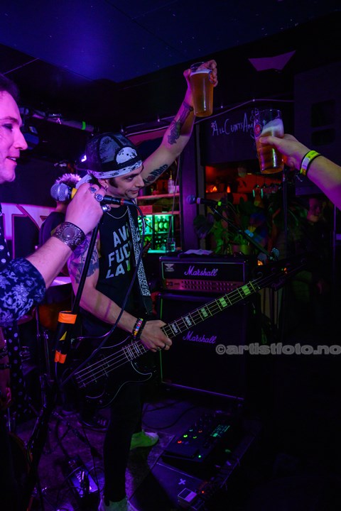 Martin Korsgaard Hervig, Razorbats på Vaktbua Kristiansand. Foto Svein Erik Nomeland