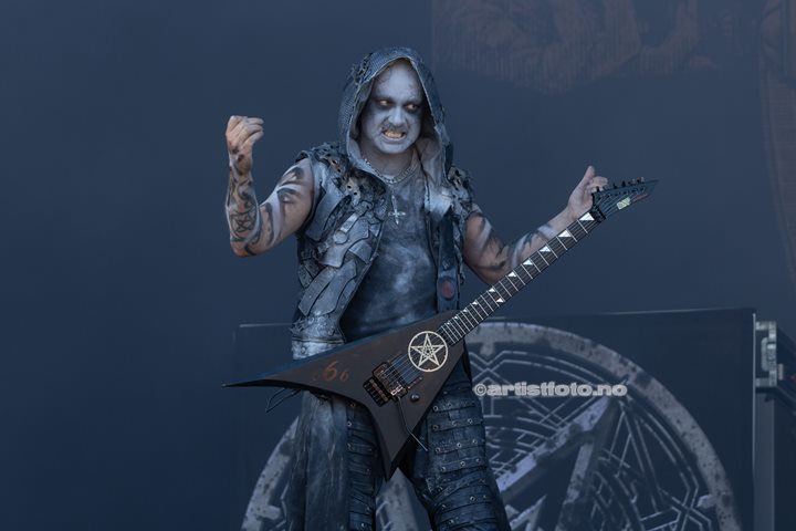 Dimmu Borgir på Tons of Rock 2022. Foto: Millie Steinsdóttir Leirvik