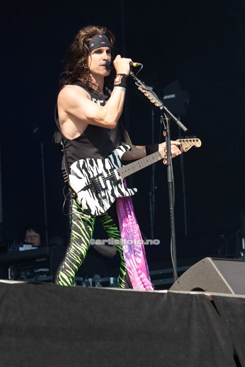 Steel Panther på Tons of Rock 2022. Foto: Millie Steinsdóttir Leirvik