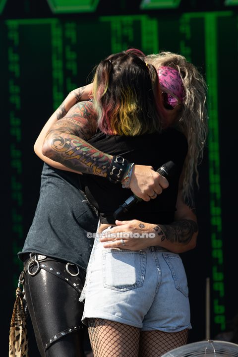 Steel Panther på Tons of Rock 2022. Foto: Millie Steinsdóttir Leirvik