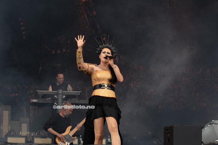 Within Temptation på Tons of Rock 2022. Foto: Millie Steinsdóttir Leirvik