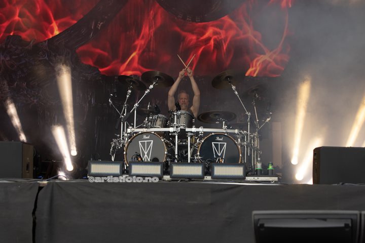 Within Temptation på Tons of Rock 2022. Foto: Millie Steinsdóttir Leirvik