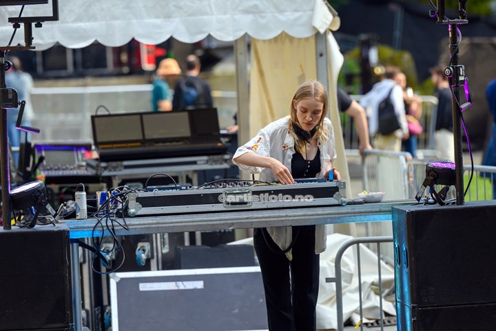 Brita UT på Ravnedalen Live 2023 , Kristiansand. Foto: Svein Erik Nomeland