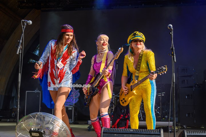 Cocktail Slippers på Ravnedalen Live 2023 , Kristiansand. Foto: Svein Erik Nomeland