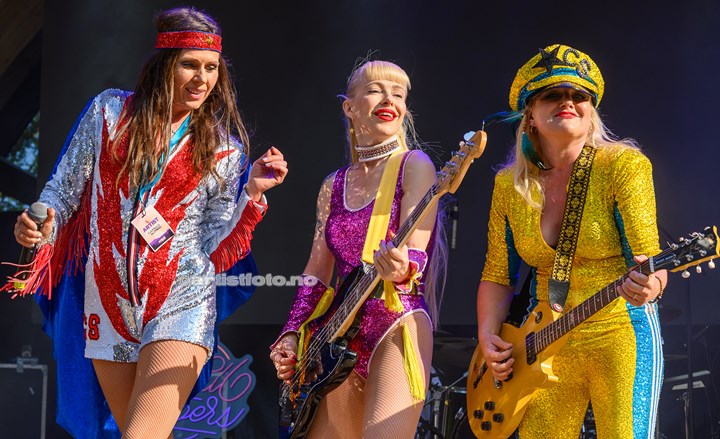 Cocktail Slippers på Ravnedalen Live 2023 , Kristiansand. Foto: Svein Erik Nomeland